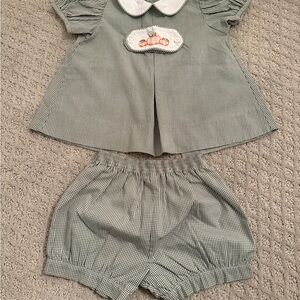 Remember Nguyen Green Gingham Pumpkin Set - Size 24 months